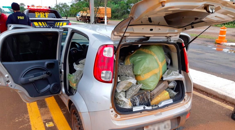 Prf Apreende Kg De Maconha E Kg De Skunk Na Br Ponta Por