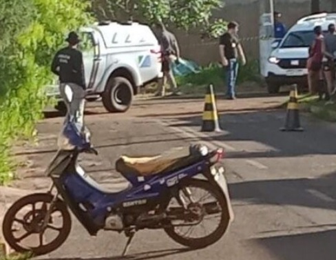 Idoso morre após passar direto em cruzamento e colidir em muro em Ponta