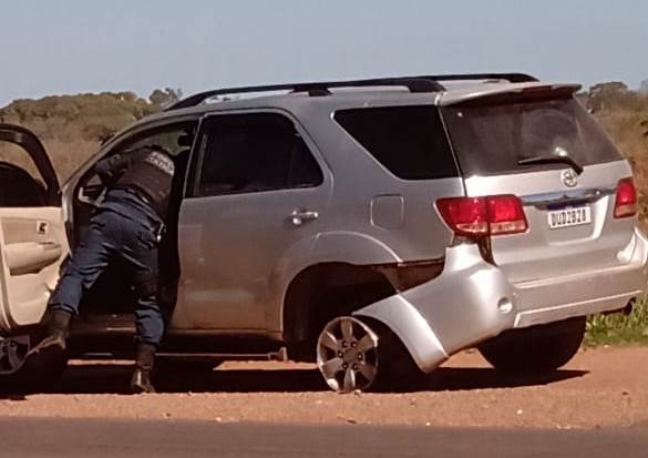 Vídeo: Em Ponta Porã, policia persegue veículo blindado