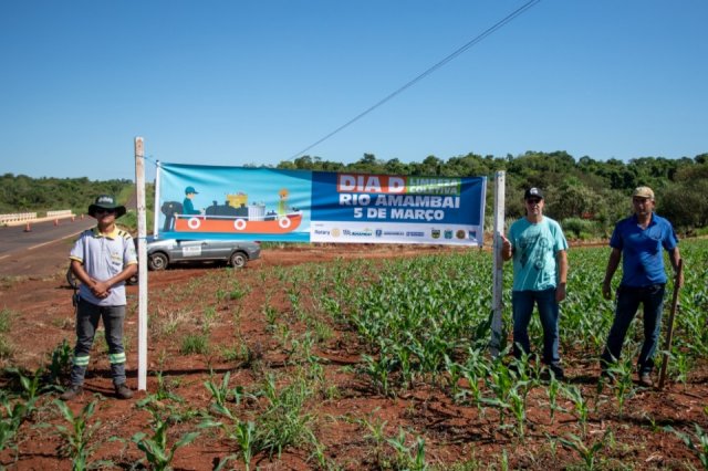 Dia D de Limpeza no Rio Amambai aconteceu no último sábado (5) e foi sucesso