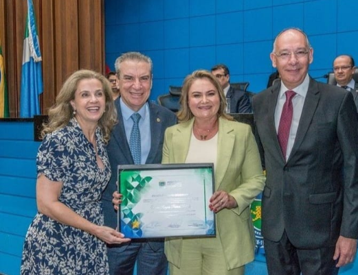 Prefeito e primeira dama de Ponta Porã são homenageados na Assembleia Legislativa