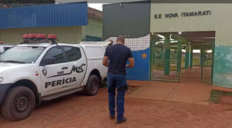 Itamarati Salas De Aula São Consumidas Pelo Fogo Após Ataque Em Escola Estadual Ponta Porã