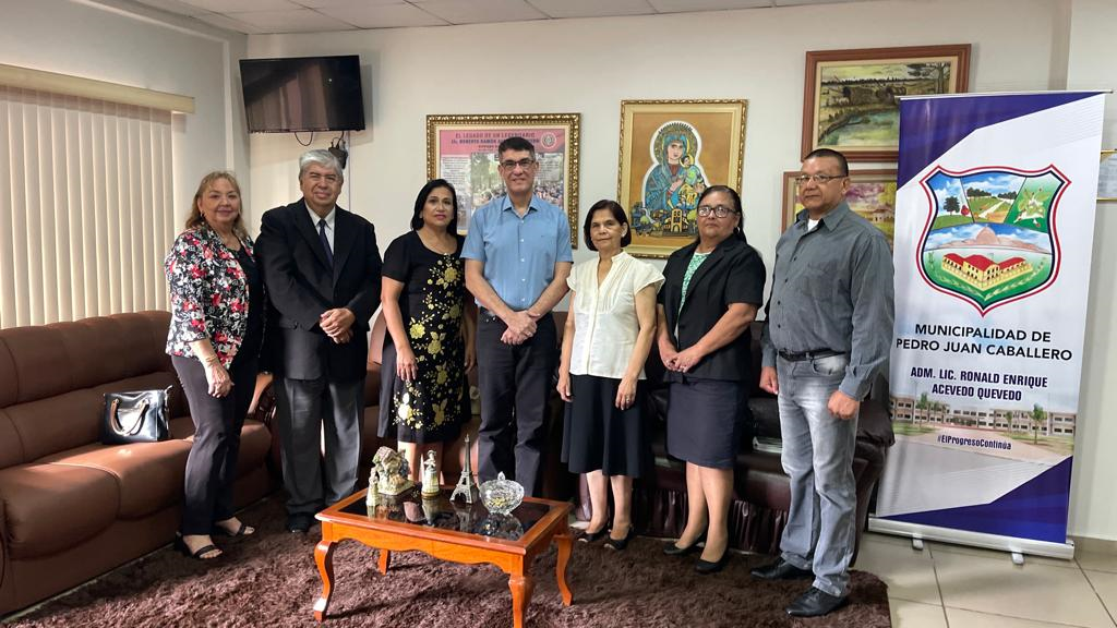 Delegación del Ateneo de Lengua y Cultura Guaraní se entrevistó con el intendente Ronald Acevedo