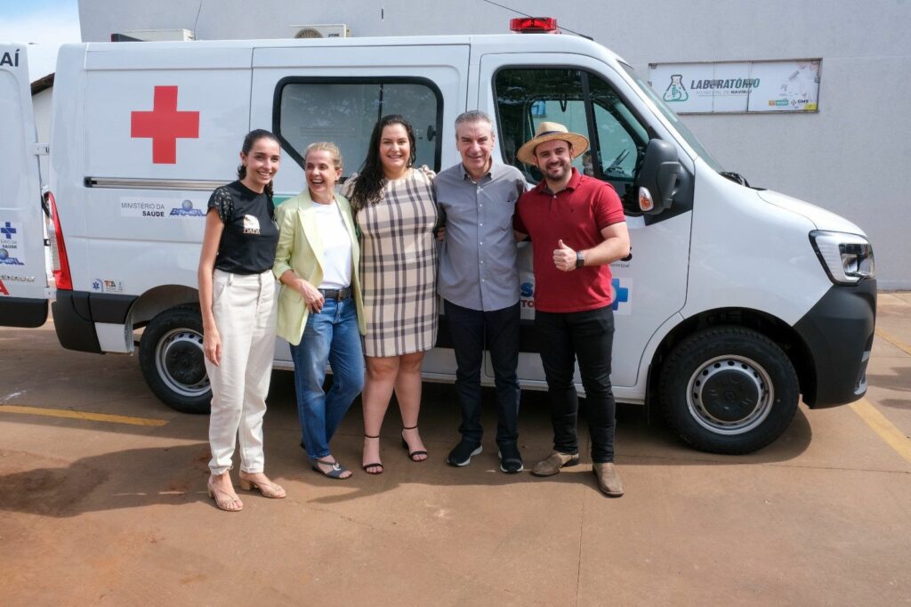 Saúde de Naviraí recebe ambulância adquirida via emenda coletiva dos deputados Paulo Corrêa e Mara Caseiro e contrapartida do Município