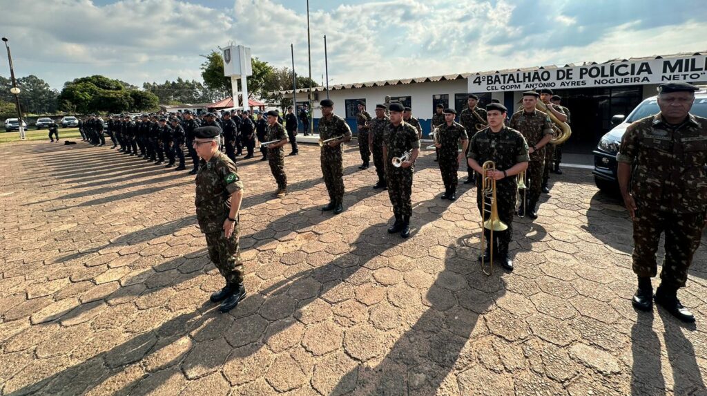 Ponta Porã: PMs do 4º BPM recebem medalhas por tempo de serviço prestados à sociedade Sul Mato-grossense