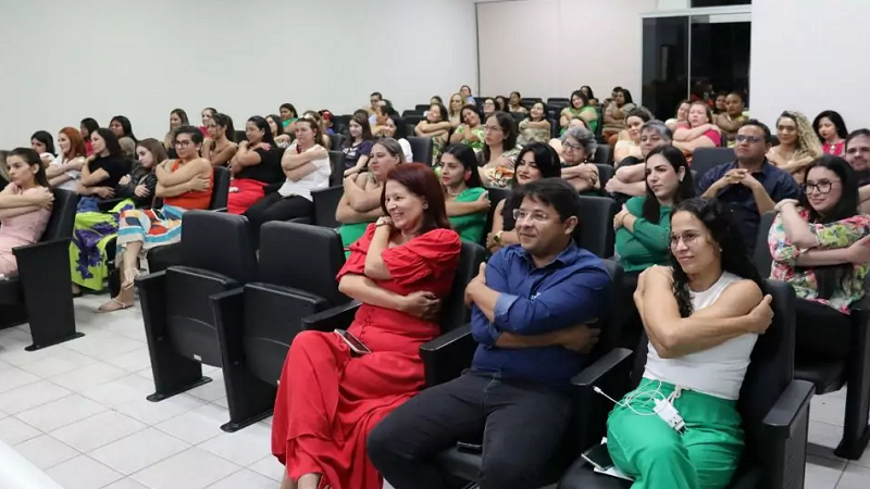 Palestra “Empreendedorismo Feminino e Autoestima”, foi um sucesso em Amambai