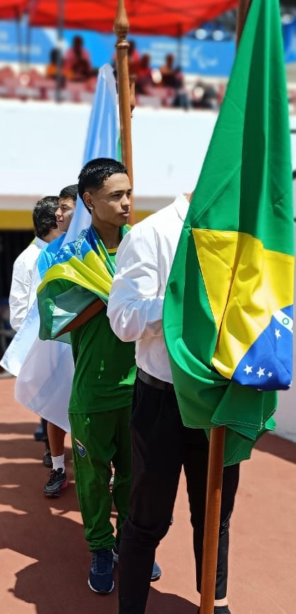 Atletas do Atletismo de Ponta conquistam duas medalhas nos Jogos Sul-Americanos Escolar