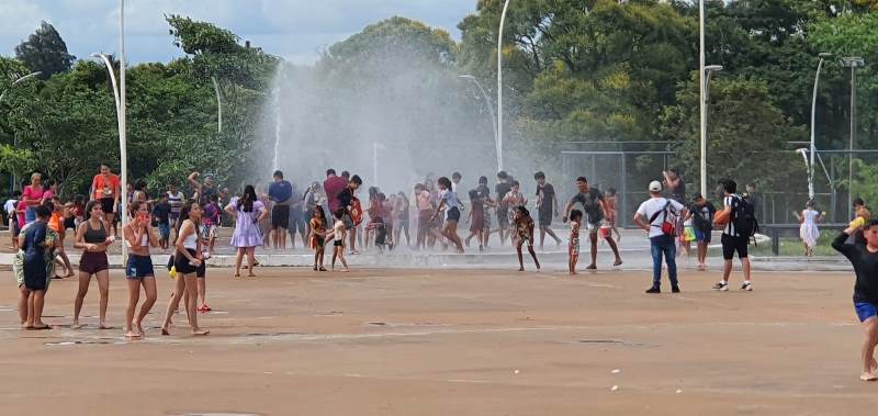 Ponta Porã: Milhares de pessoas foram ao Parque dos Ervais no último dia de carnaval