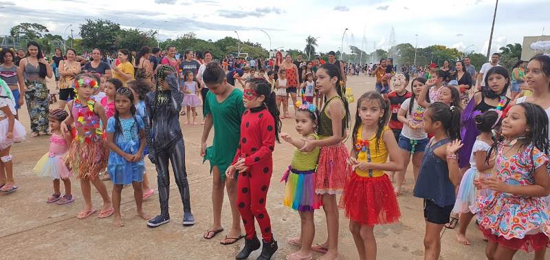 Ponta Porã: Milhares de pessoas foram ao Parque dos Ervais no último dia de carnaval