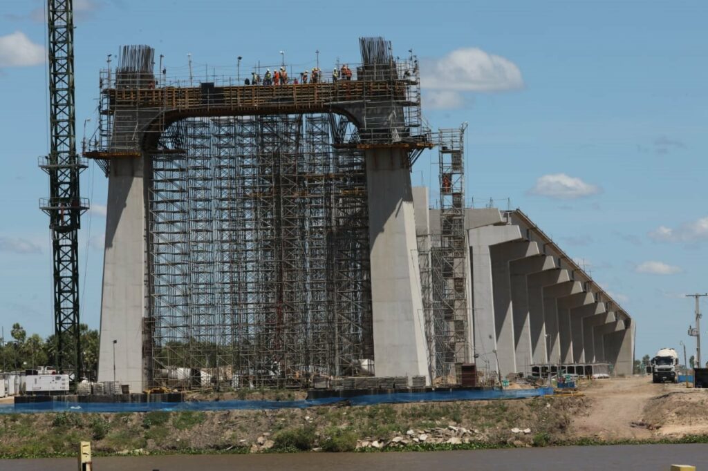 Deputados representam Poder Legislativo em vistoria à Ponte Bioceânica