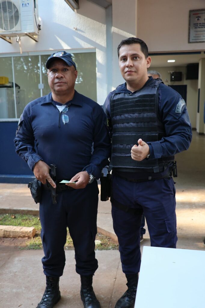 Ponta Porã-Prefeito entrega armas para Guarda Civil Municipal de Fronteira