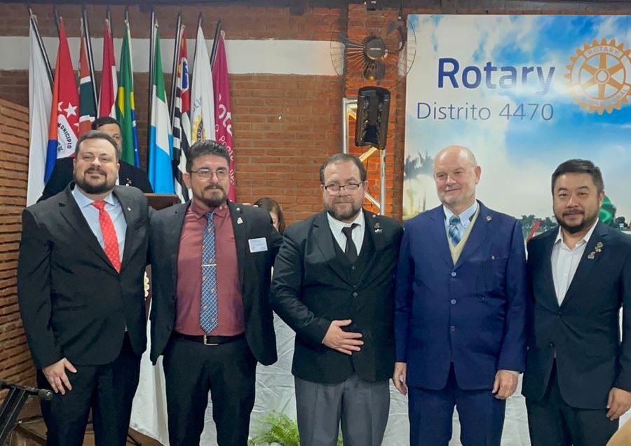 Professor Yhulds assume a presidência do Rotary Club Ponta Porã Pedro Juan Guaraini