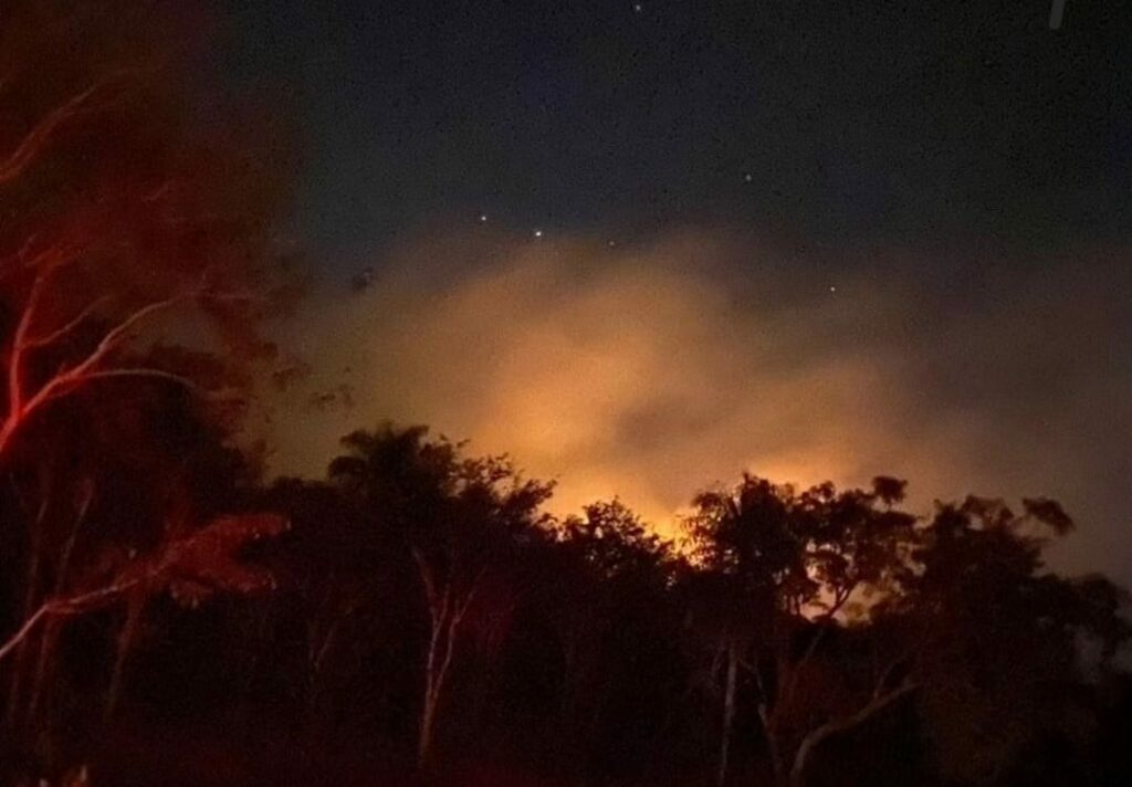 Incêndios no Parque Nacional Cerro Corá: Três Focos de Fogo Avistados na Região