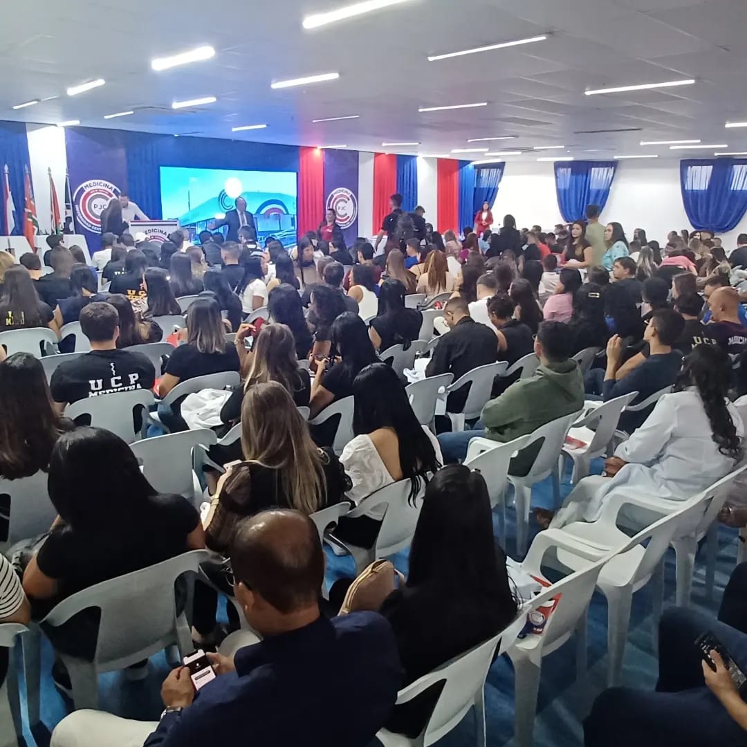 Medicina UCP: Juramento do Jaleco marca recepção a calouros e abertura do segundo semestre letivo