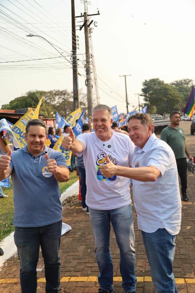 Ponta Porã: Eduardo Campos realiza caminhada pelo centro e “adesivaço” no Parque dos Ervais