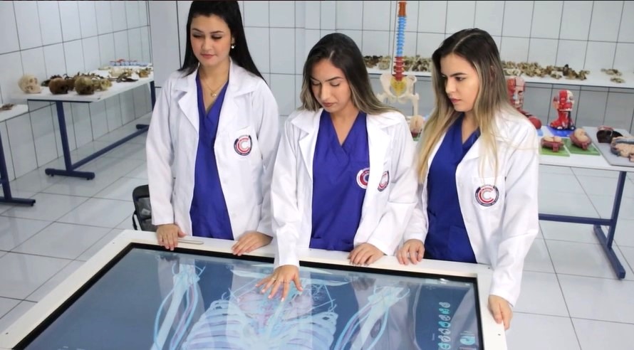 Medicina na UCP: anfiteatro de anatomia cumpre protocolo internacional