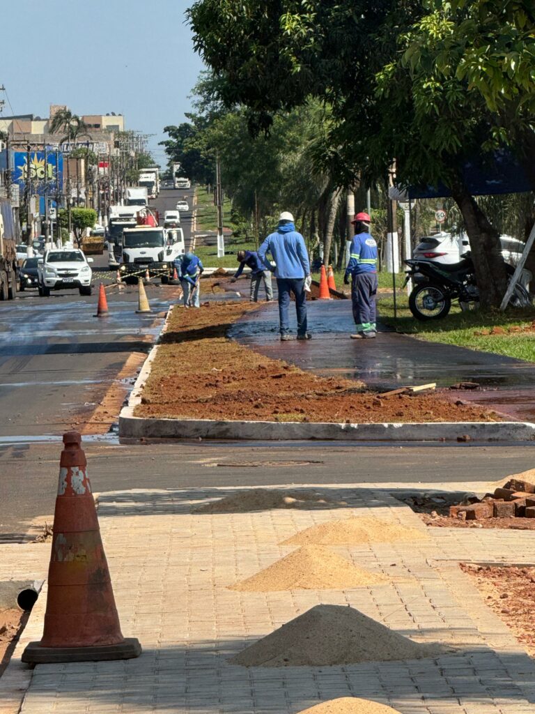 Ponta Porã: Obras de revitalização em trecho da Avenida Brasil entram na reta final