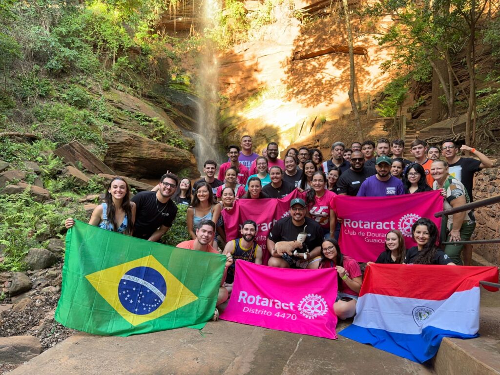 Fronteira recebe mais de 50 jovens para evento distrital de Rotaract