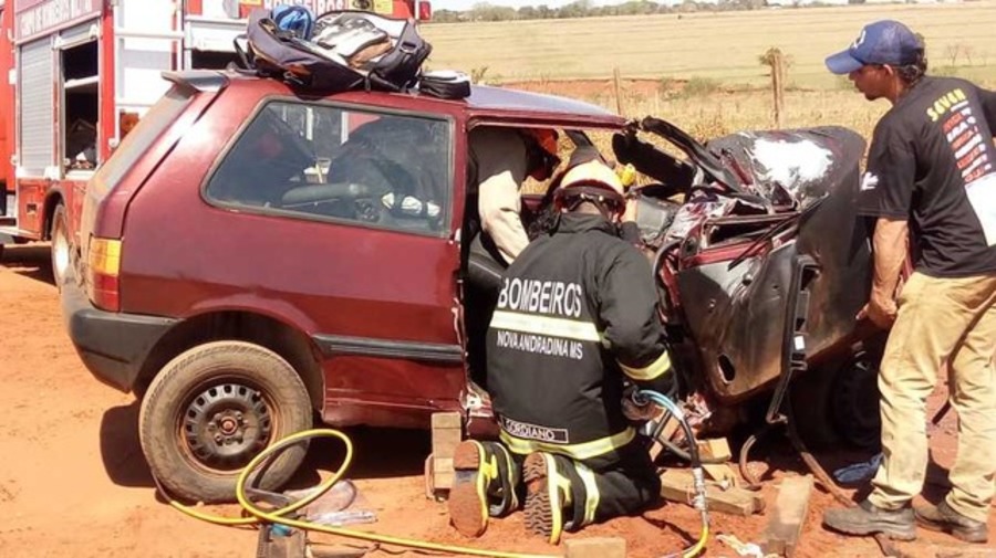 Para continuar tratamento, vítima de acidente de carro que aconteceu há seis anos pede ajuda