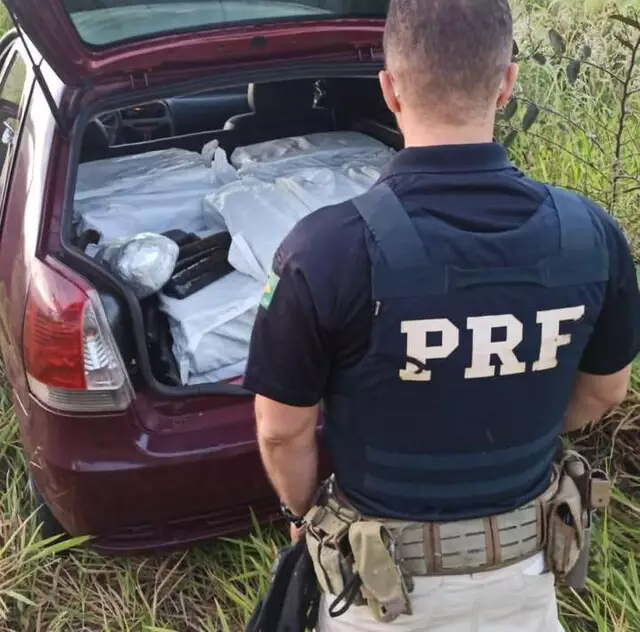 Ponta Porã: Policia apreende caminhão-baú que levava 5,6 toneladas de maconha para o Rio