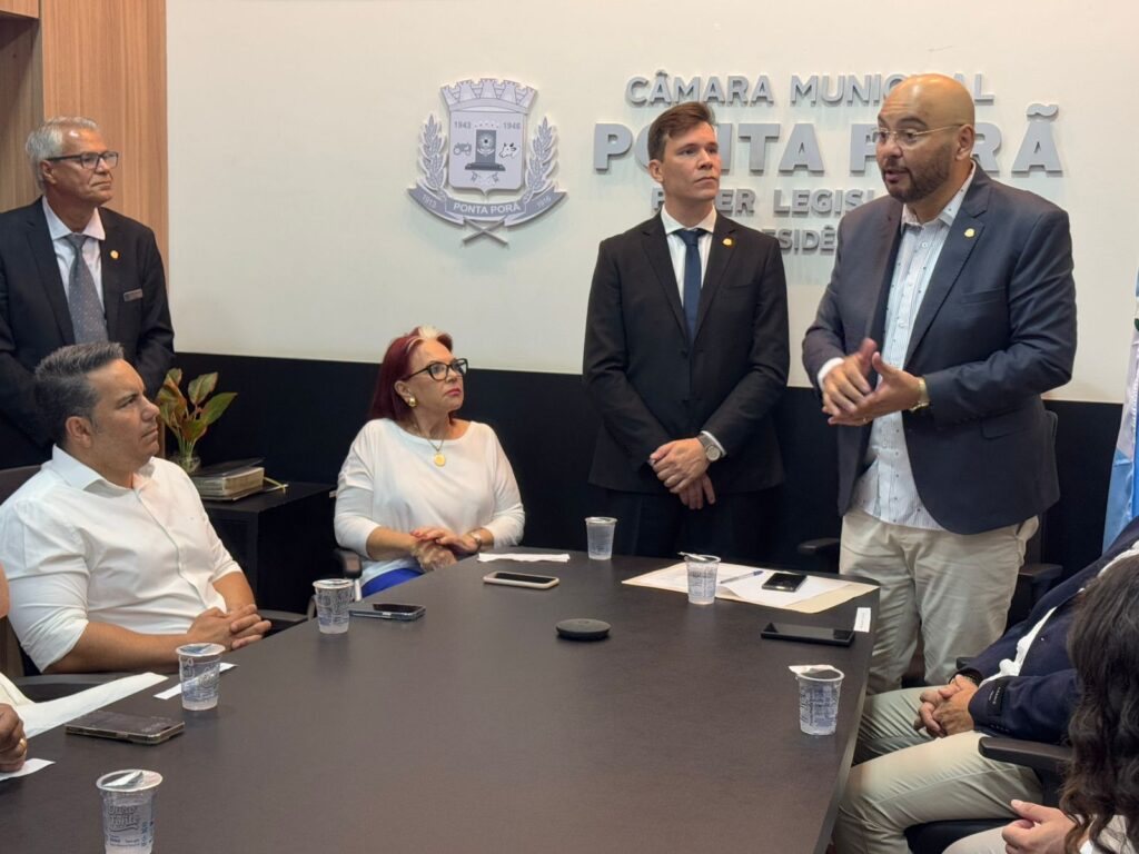 Câmara Municipal de Ponta Porã empossou Gabriel Arce como vereador