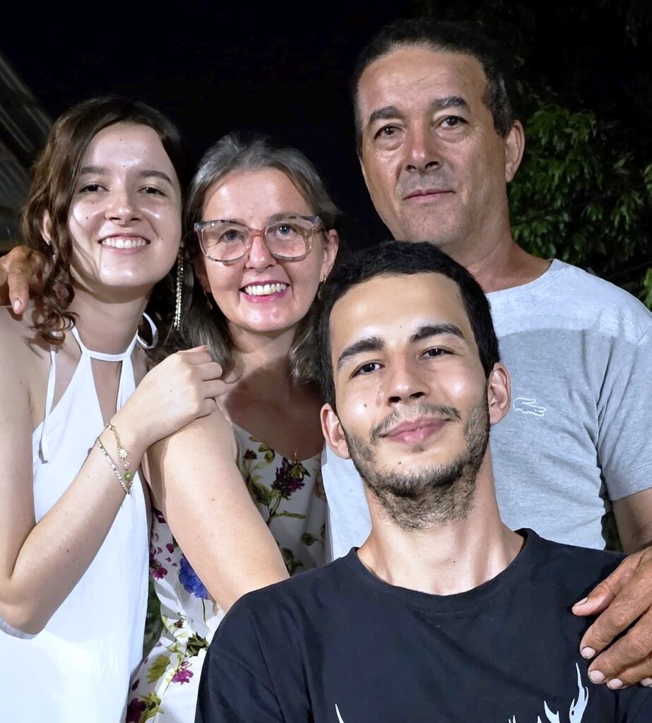 Confira os aniversariantes desse dia 12/01/25, por Dora Nunes