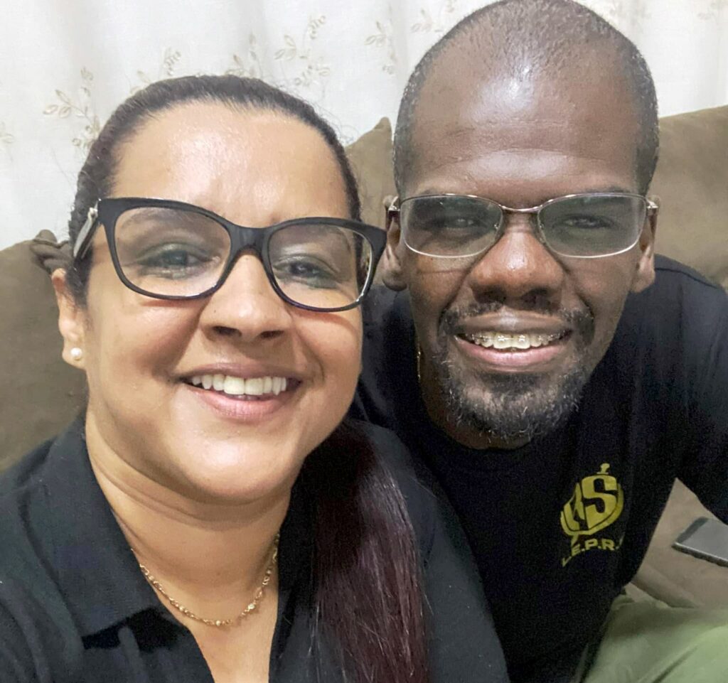 Confira os aniversariantes desse dia 08/02/25, por Dora Nunes