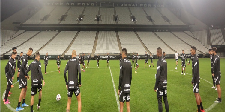 Corinthians treina na Casa do Povo de olho no Peñarol ...