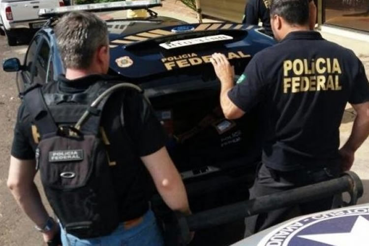 Polícia Federal brasileira desarticula organização criminosa na