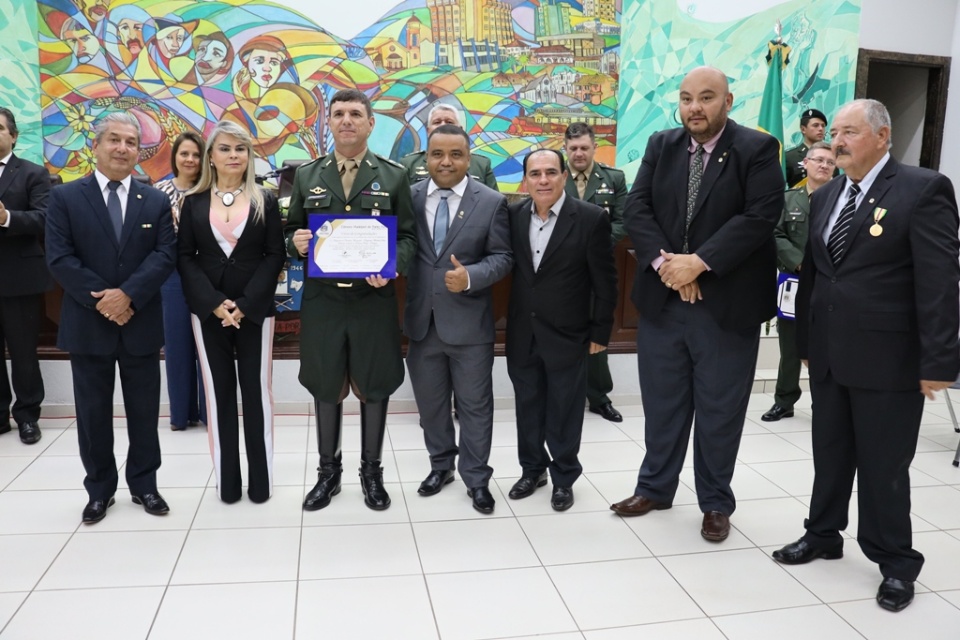 Em sessão solene vereadores de Ponta Porã homenagearam centenário do 11º RC Mec