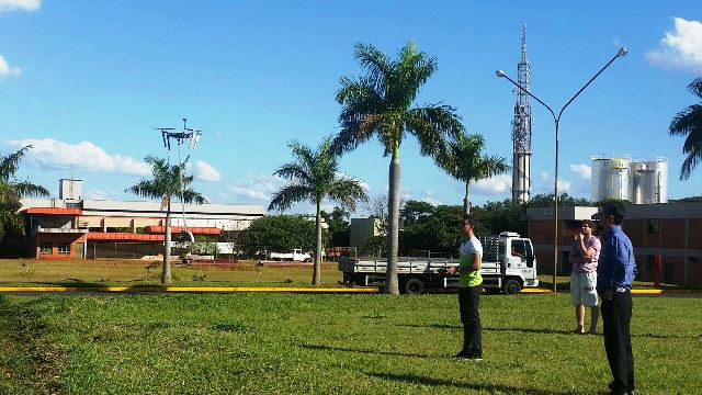 Estudantes do IFMS criam drone para combater pragas nas lavouras