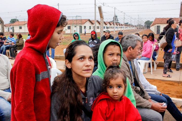 Ane Prado e os filhos