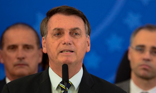 Bolsonaro revela conversa com Moro e acusa ex-ministro de 