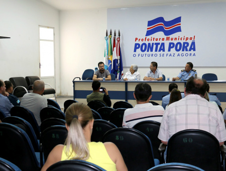 Reunião discutiu uso de motocicletas estrangeiras no trânsito de Ponta PorãFotos: Lucho Rocha