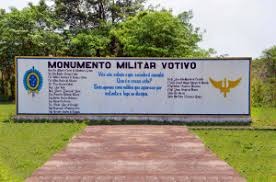 Ao lado do Parque dos Ervais, na Rua Comandante Cardoso, existe um monumento, construído no local da tragédia. Nele estão os nomes das vítimas do maior acidente aéreo da história de Mato Grosso do Sul.