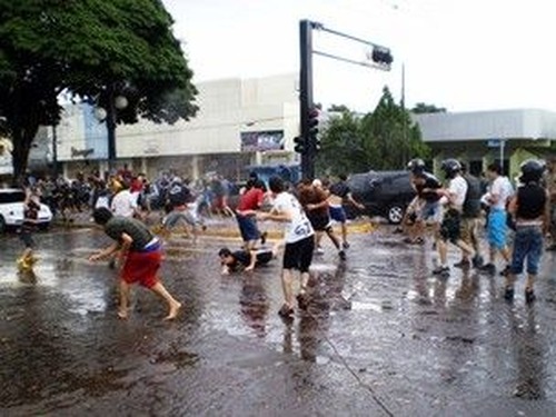 CARNAVAL 2020: Tradicional guerra d’água acontece neste domingo e terça-feira em Ponta Porã